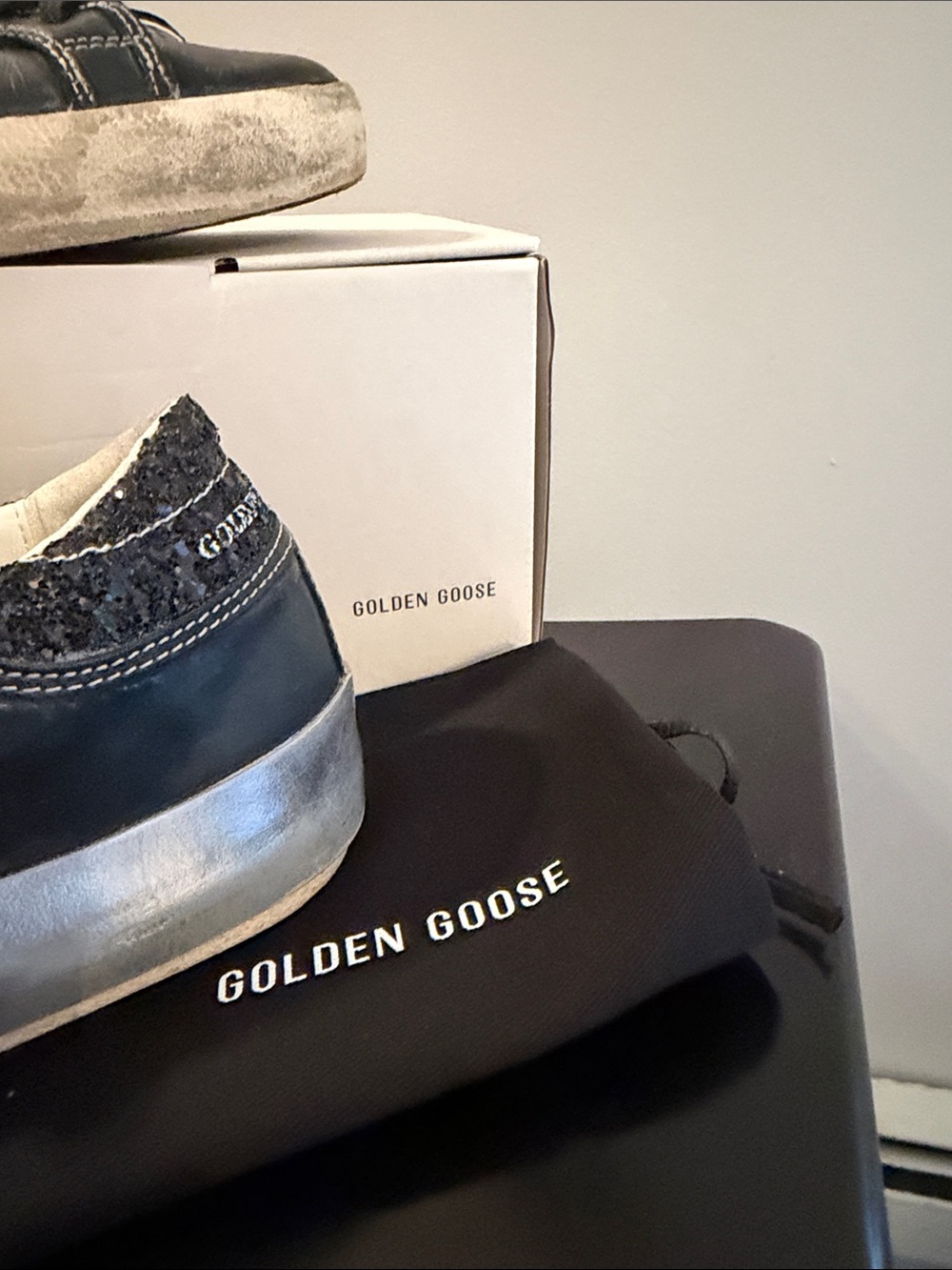Golden Goose Black Leather Sneakers with Gold Star Accent and Glitter Heel - Picture 5 of 7